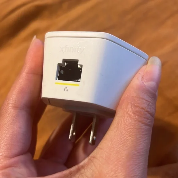 Xfinity Xfi Pods 1st Generation Wifi Extender X ONE - Picture 2 of 8